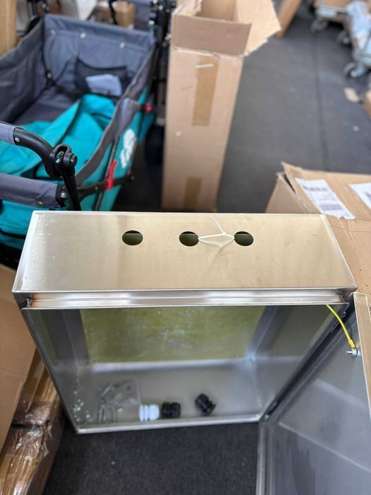 Cutie Electrică, Carcasă din Oțel, Rezistentă la Apă și Praf