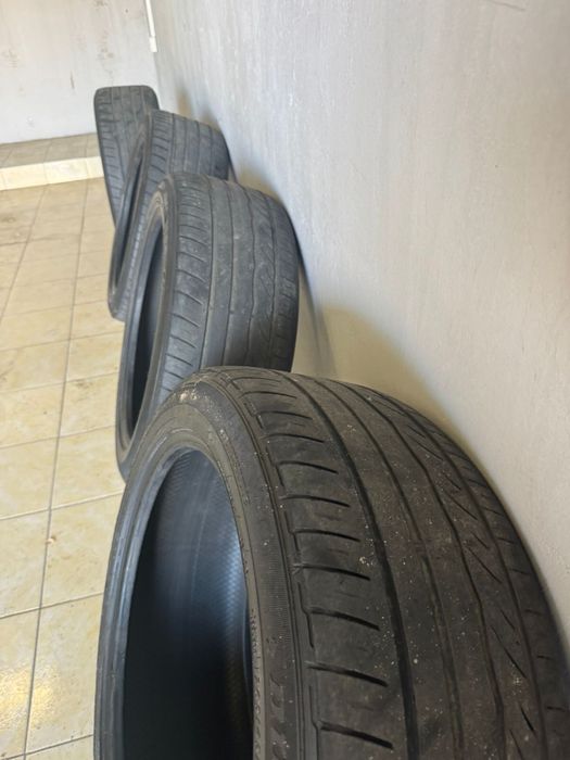 Продам  шины 4 штуки