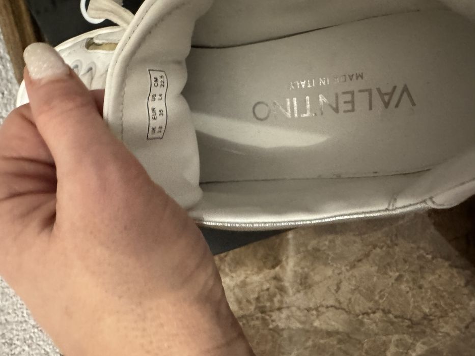 Valentino обувки
