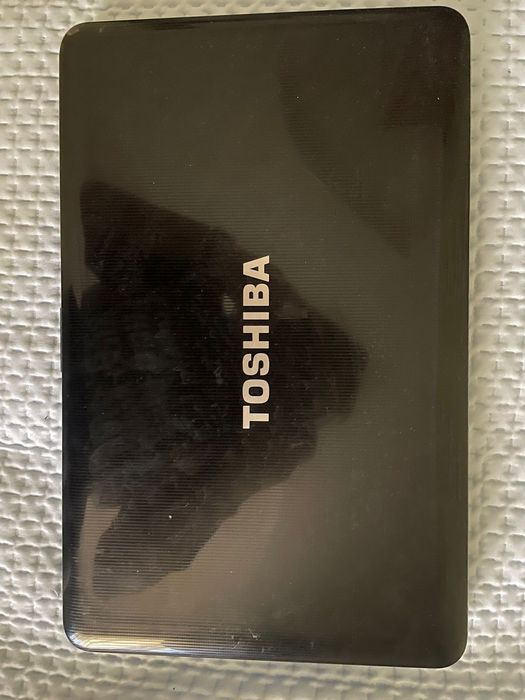 Продаю ноутбук Toshiba