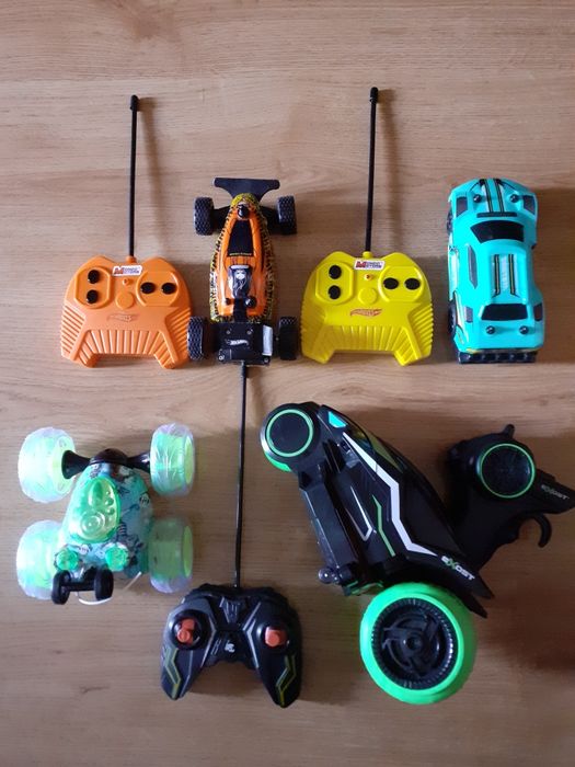 Mașini cu telecomandă Hot Wheels