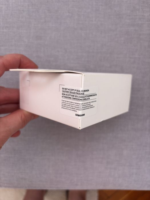 Смарт часовник Samsung Galaxy Fit 3