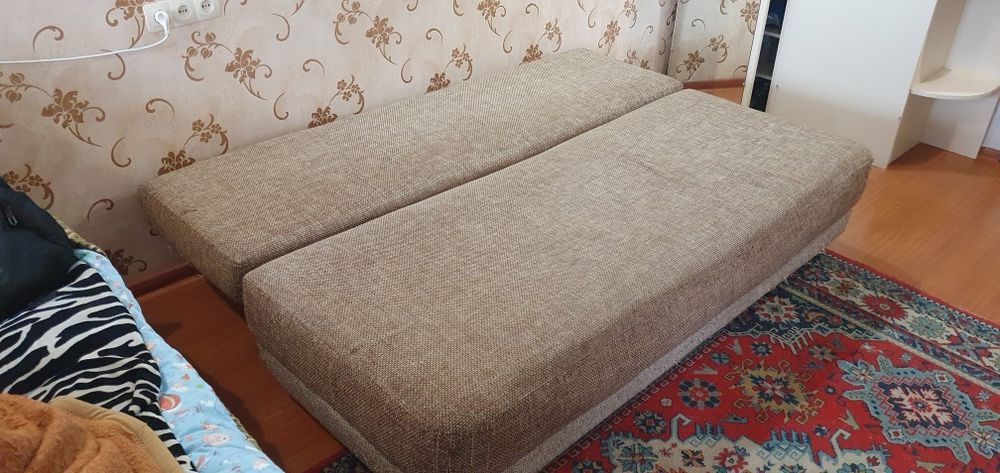 Диван тканевый бу