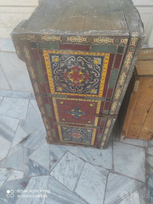 Антикварные сундуки