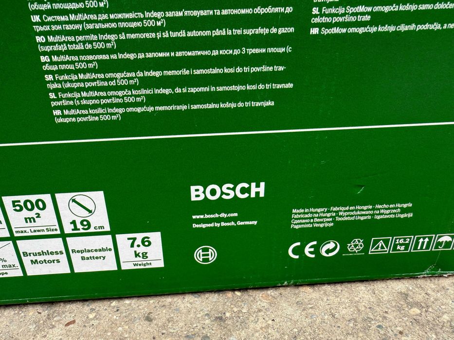 Robot de tuns gazonul Bosh Indego S 500