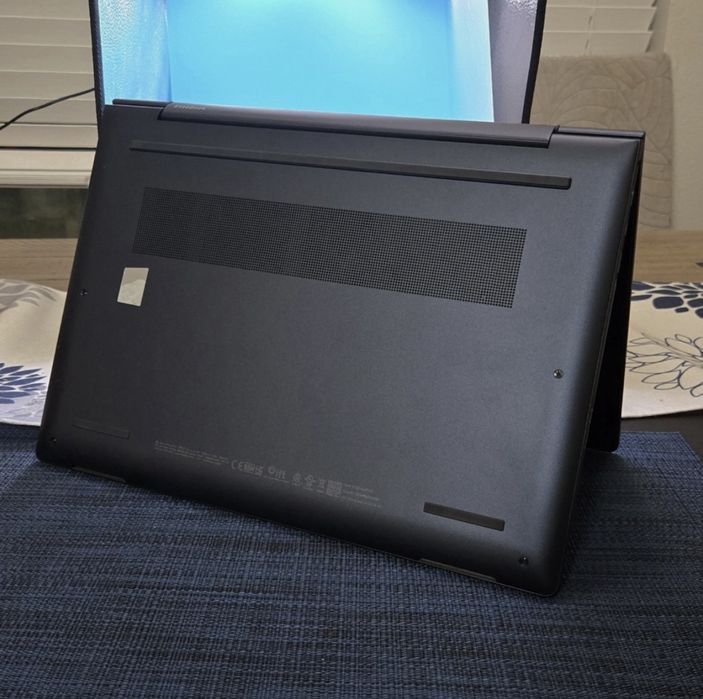 HP EliteBook X Flip G1i 14” Ultra 5 238V 32GB 512GB Copilot+PC