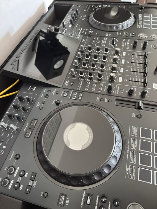Consola DJ / Alpha Theta XDJ - AZ + Case UDG și Decksaver