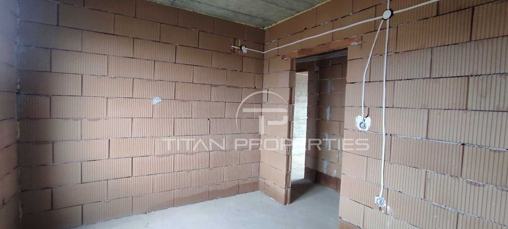 Продава се Тристаен апартамент в Пловдив, Южен - 98 кв.м за 1460 €/кв.м - Снимка #4