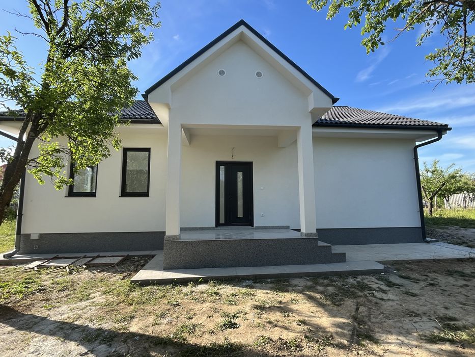 De vanzare casa noua