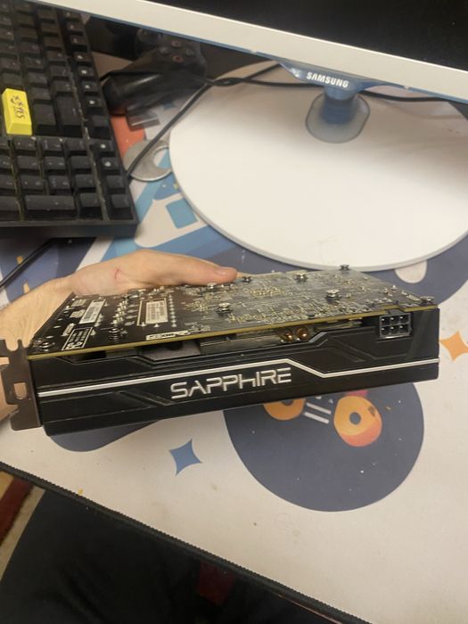 Vand placa video Rx570 4Gb (Defecta)