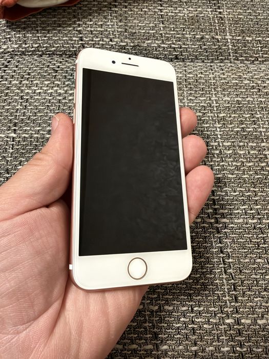 iPhone 7 Rose Gold – 128GB – 98% baterie