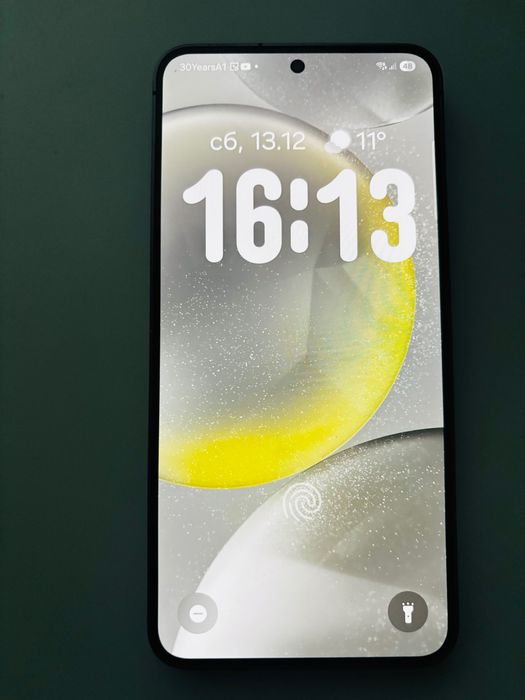 Samsung Galaxy S24 в Черно (256GB) КАТО НОВ (едни от най-добрите сега)