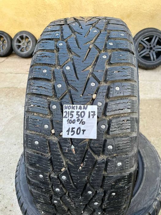 Nokian 215 50 R17