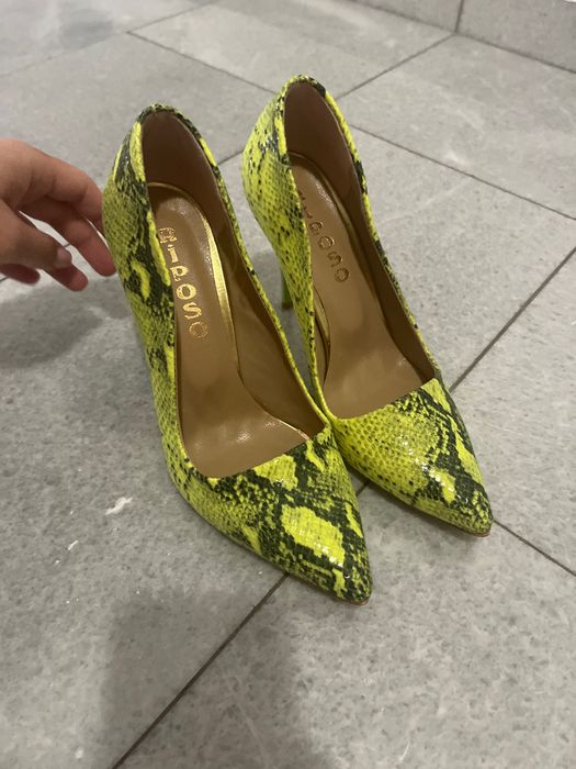 Дамски обувки висок ток