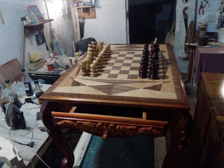 Шахматные столы ручной работы