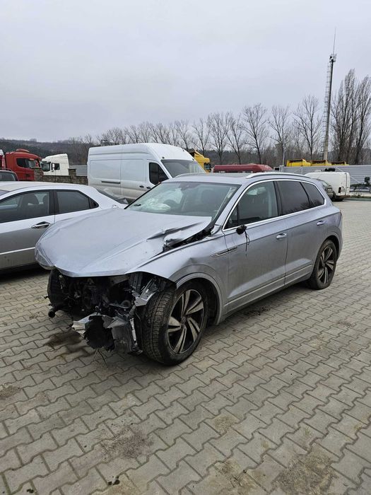 Dezmembram Volkswagen Touareg 2021