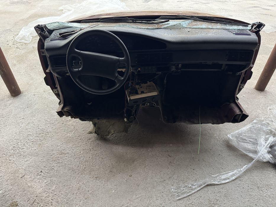 Авторазбор Ауди 100 с3 2,3 на разбор