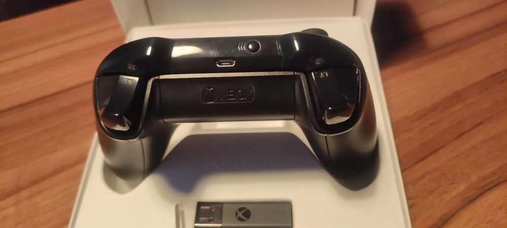 Consola Xbox One X 1tb