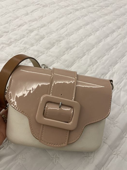 Чанта Obag бяло си розово, с дълга сребърна дръжка с кафяво