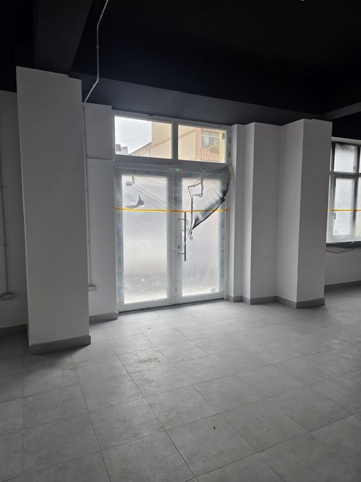 Închiriez Spațiu Comercial 170 mp
