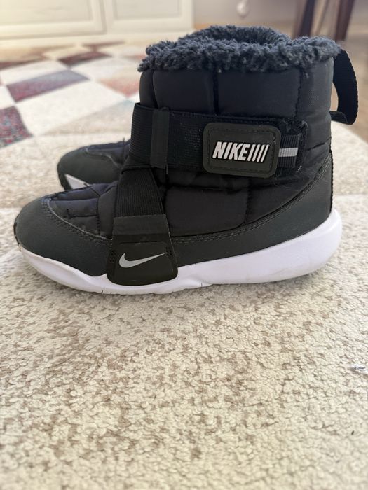 Nike зимни боти 31 размер
