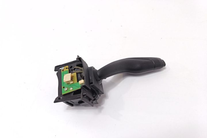 Maneta semnalizare CV6T13335BC Ford Focus a 3-a generatie