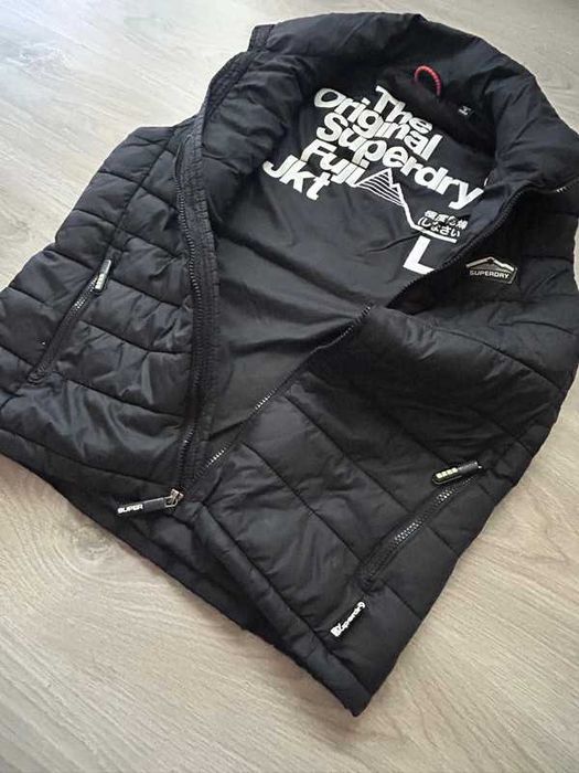 Superdry, vesta pentru barbati, L (merge pt M)