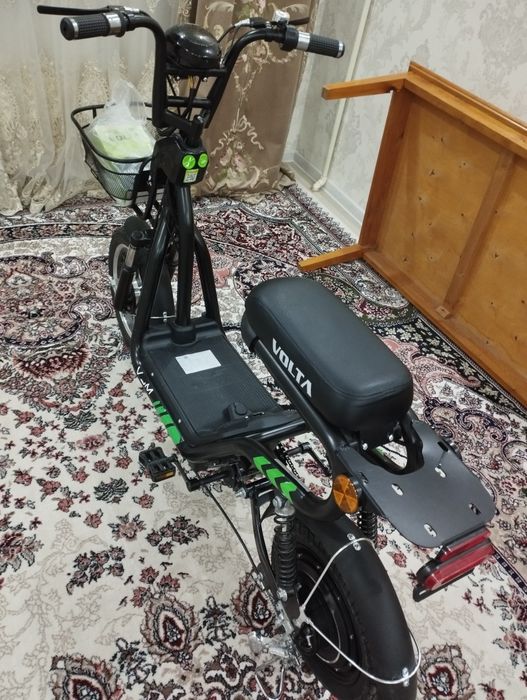 Электронный скутер новый