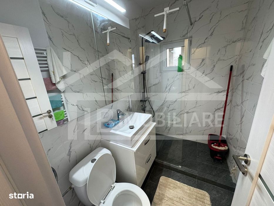 Apartament cu 2 camere, 60mp, decomandat, Zona Central