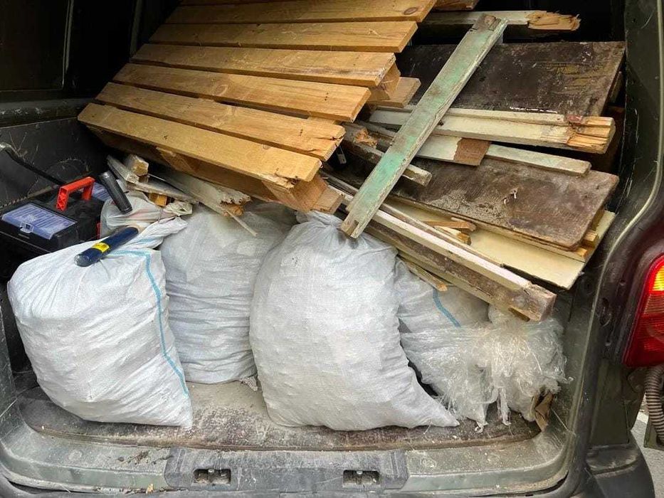 Servicii transport, debarasare/evacuare moloz/mobilă/deseuri/materiale