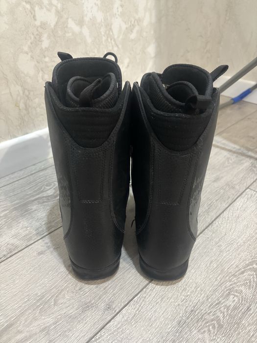 Продам ботинки для сноуборда