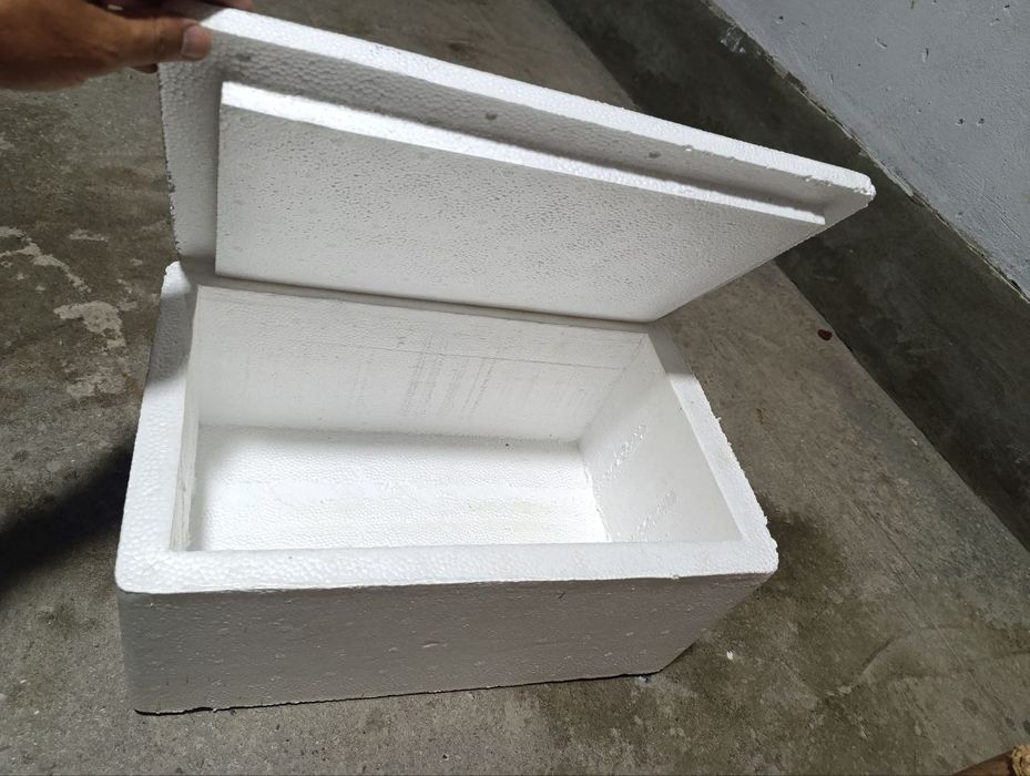 Пенопласт ящики сотилади хар хил размерлари бор