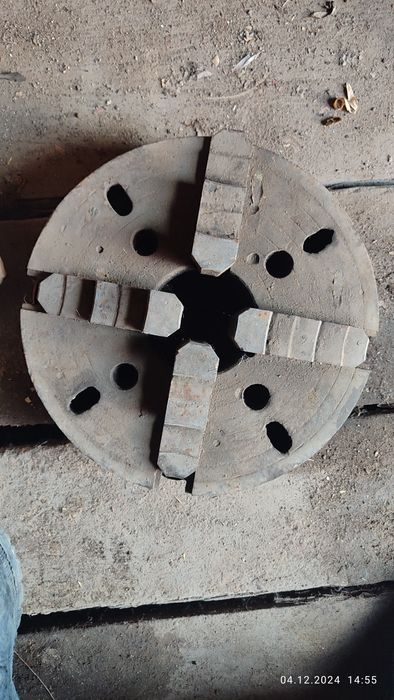 Патрон для токарного 4 кулочковый