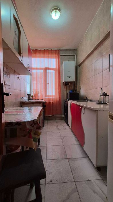 Garsoniera confort 1 in Onesti, zona centrala, etaj 2.