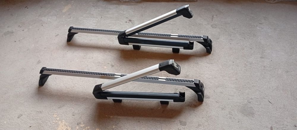 Bare schiuri si suporti Thule NOI