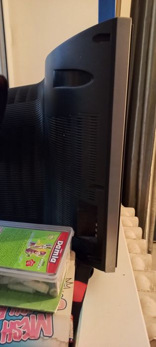 Телевизор самсунг продаётся
