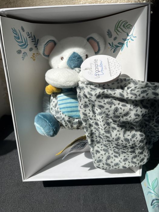 Малка,Прерасна френска бебешка играчка за гушкане  Doudou et Compagnie