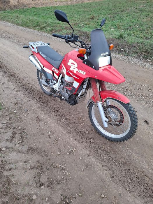 Vând Suzuki Dr 800