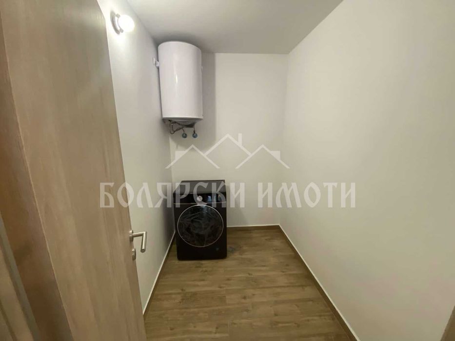 Дава се под наем Четиристаен апартамент в Велико Търново, Център - 100 кв.м за 498.27 € - Снимка #8