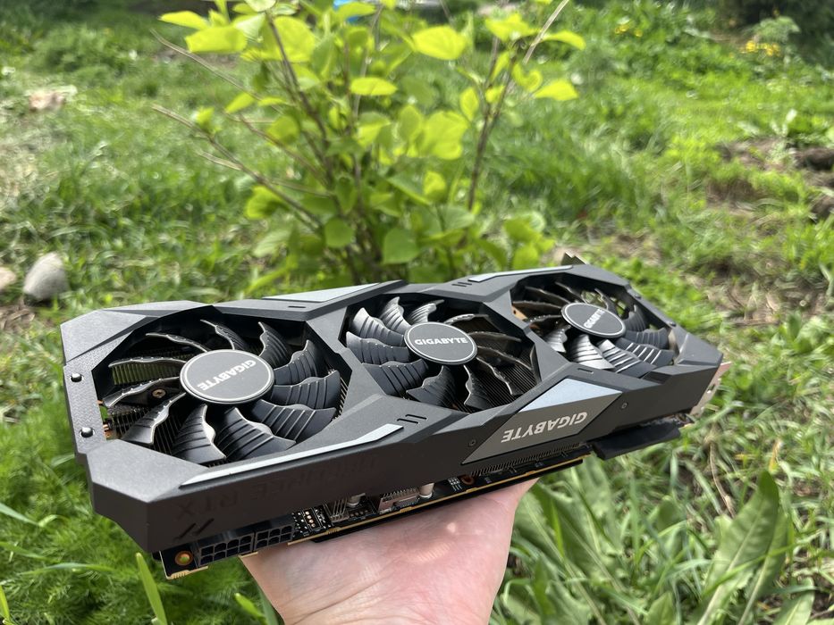 Видеокарта GIGABYTE 2070 SUPER 8GB