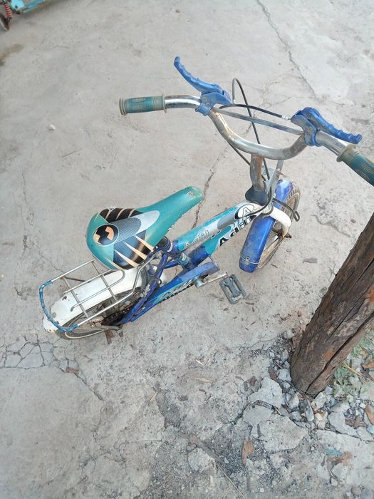 Продаю детский велосипед 12размер. Продаю по ненадобности. Б/у