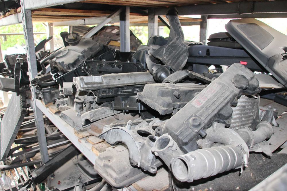 капак за клапани за автомобили и джипове