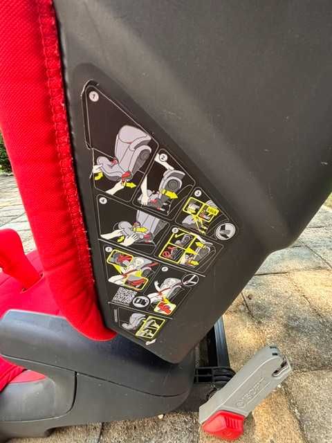Scaun masina Britax Römer KIDFIX III, marime M (12 ani/ 36kg), folosit de un singur copil - stare excelenta!