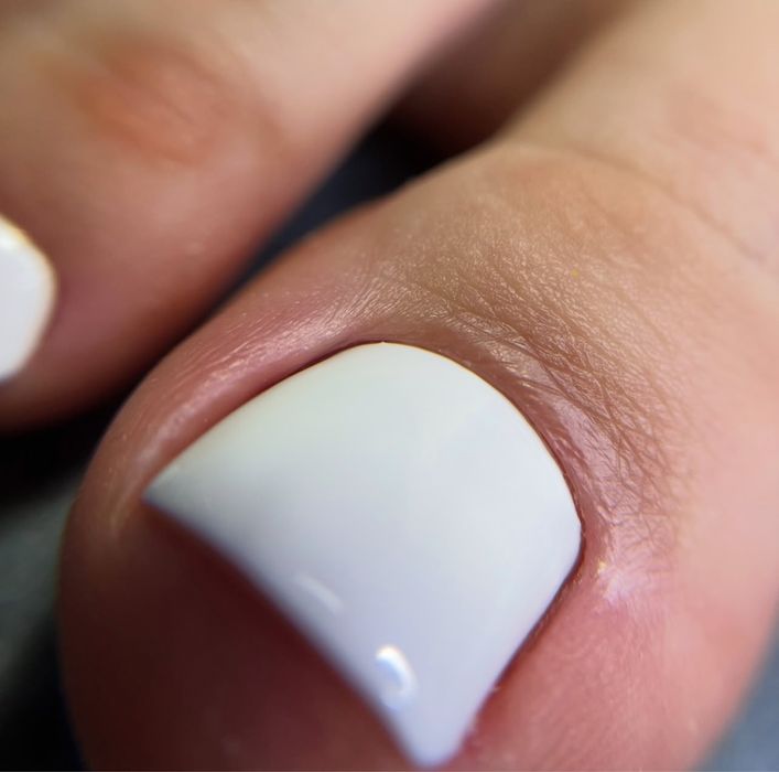 Маникюр/наращивание ногтей/педикюр