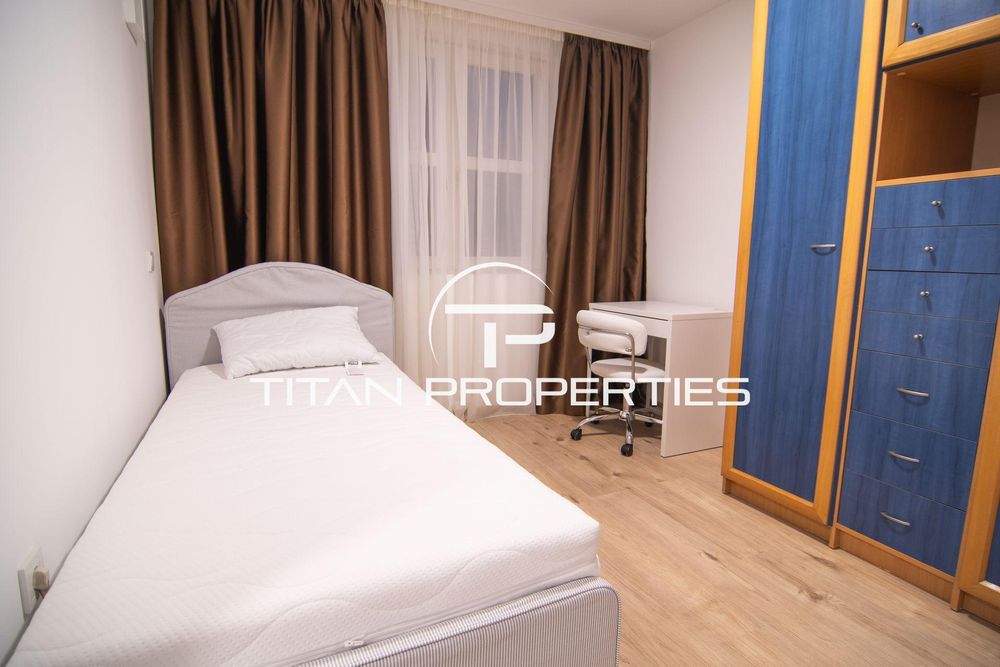 Луксозен тристаен апартамент в Супер Център