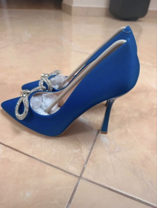 Pantofi noi cu toc marime 40