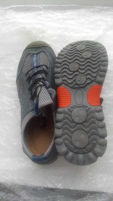 Кроссовки размер 41