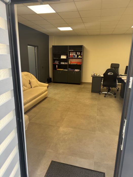Spațiu comercial PREMIUM 55mp, renovat complet, parter, acces stradal – ideal birou/cabinet