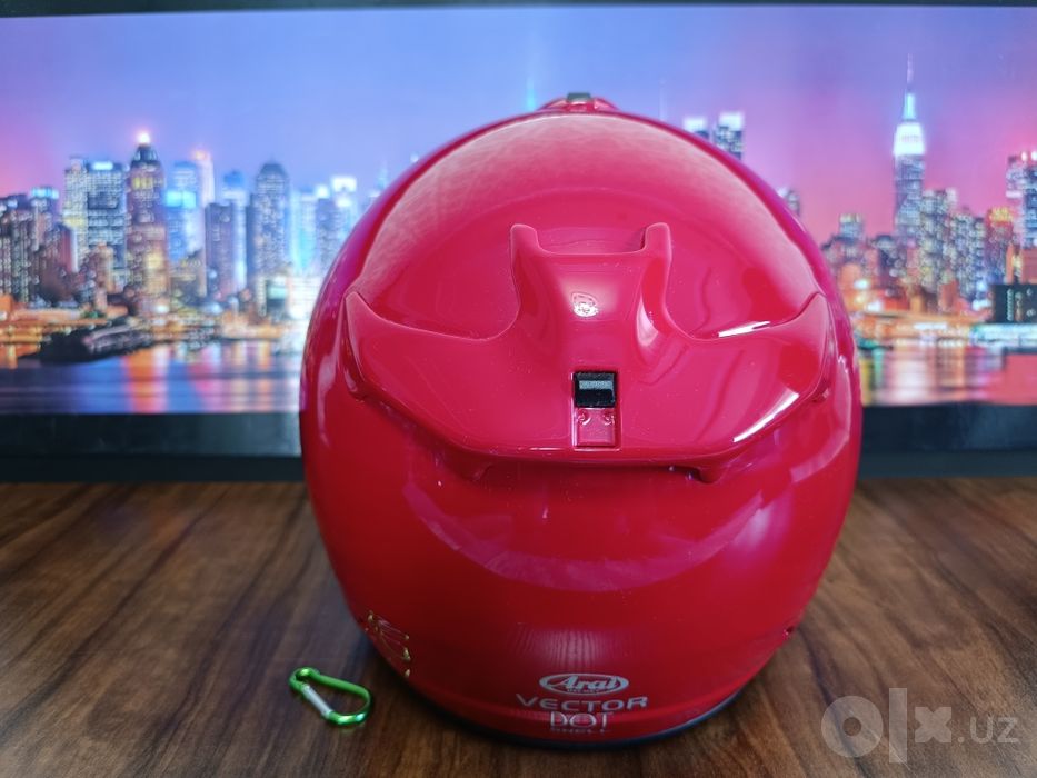 Мото шлем от Японского бренда ARAI VECTOR