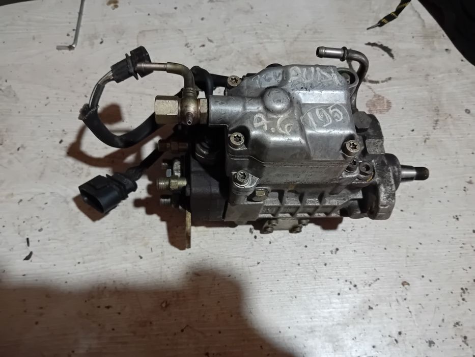 Vând sau schimb pompa de injectie